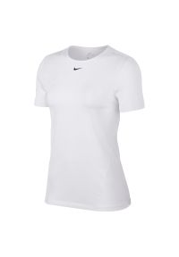 Koszulka Nike Pro W AO9951. Materiał: materiał, skóra. Długość rękawa: krótki rękaw. Długość: krótkie. Sport: fitness #1