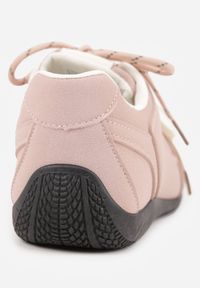 Renee - Różowe Sneakersy z Podwójnym Sznurowaniem i Geometrycznymi Wstawkami Adrearah. Okazja: na co dzień. Kolor: różowy. Wzór: geometria #7