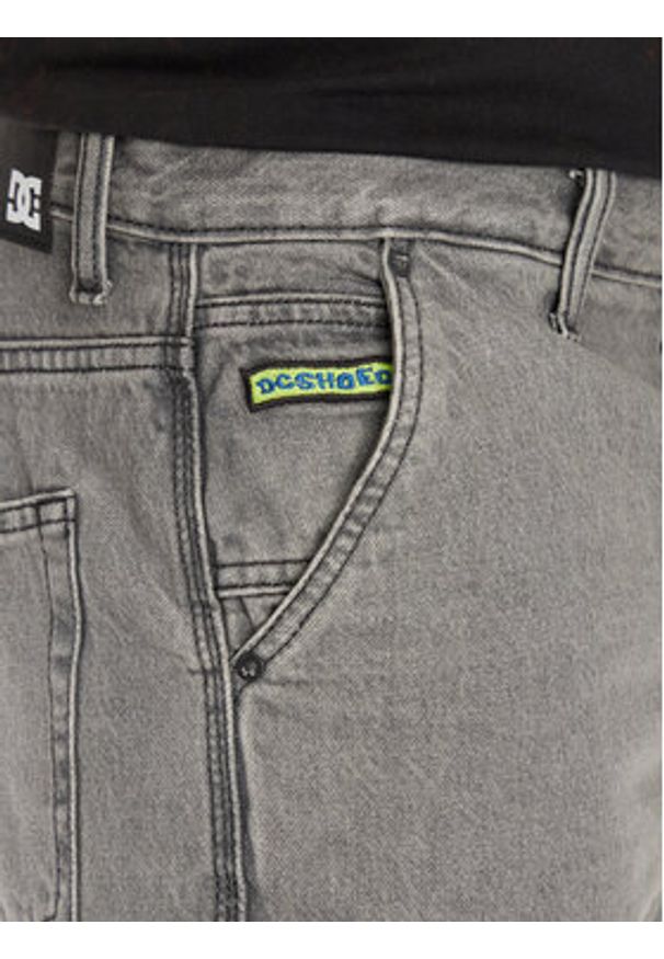 DC Shoes Szorty jeansowe Carpenter Baggy Short Rmg ADYS03019 Szary Baggy Fit. Kolor: szary. Materiał: bawełna