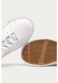 Nike Kids - Buty dziecięce Blazer Low. Nosek buta: okrągły. Zapięcie: sznurówki. Kolor: biały. Materiał: guma