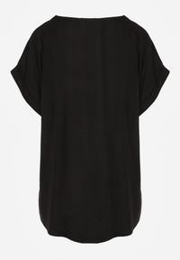 Born2be - Czarna Nietoperzowa Bluzka z Krótkim Rękawem z Lnem i Wiskozą Isirtila. Okazja: do pracy, na co dzień. Kolor: czarny. Materiał: wiskoza, len. Długość rękawa: krótki rękaw. Długość: krótkie. Sezon: lato. Styl: elegancki, klasyczny, casual #6