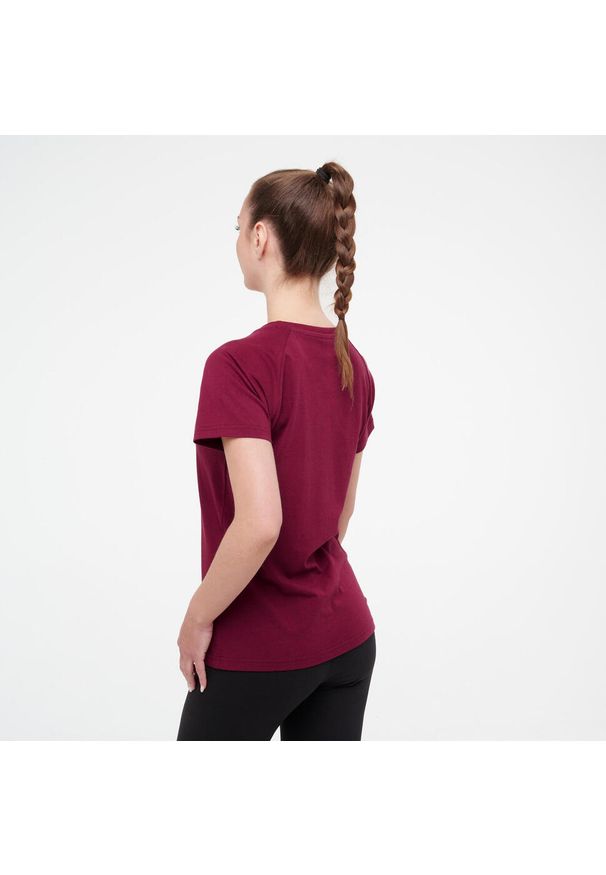 Koszulka damska Puma Gym & Pilates. Kolor: czerwony. Materiał: bawełna. Sport: joga i pilates