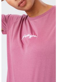 Hype t-shirt bawełniany kolor różowy. Okazja: na co dzień. Kolor: różowy. Materiał: bawełna. Wzór: nadruk. Styl: casual