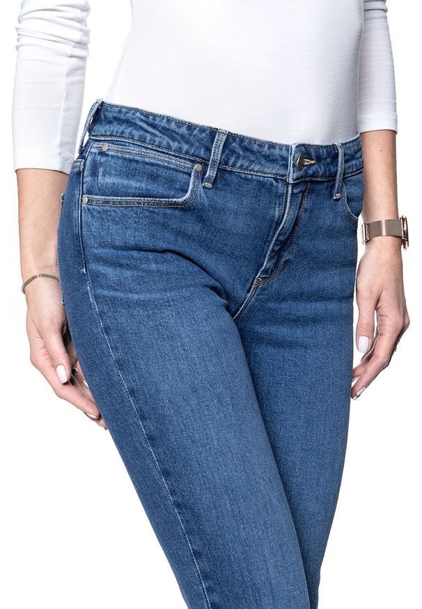 Wrangler - SPODNIE DAMSKIE WRANGLER SKINNY SUNDAY BLUES W28LJHTL8 112128394