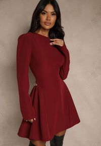 Renee - Bordowa Sukienka o Rozkloszowanym Kroju z Ozdobą z Boku Eleslia. Kolor: czerwony. Wzór: aplikacja. Styl: street #1
