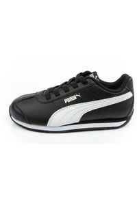 Buty do chodzenia dla dzieci Puma Pum Turin 3. Zapięcie: sznurówki. Kolor: czarny. Materiał: materiał, syntetyk. Szerokość cholewki: normalna. Sport: turystyka piesza