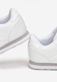 Born2be - Białe Buty Sportowe Helisise. Kolor: biały. Szerokość cholewki: normalna. Wzór: napisy, aplikacja #3