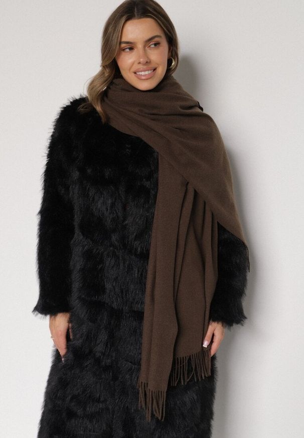 Born2be - Brązowy Szalik Długi z Frędzlami z Domieszką Wełny Torilisa. Okazja: na spacer. Kolor: brązowy. Materiał: wełna. Styl: klasyczny