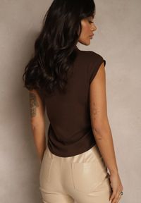 Renee - Brązowy Top z Bawełny i Wiskozy ze Stójką i Marszczeniem w Talii Zetelie. Typ kołnierza: kołnierzyk stójkowy. Kolor: brązowy. Materiał: bawełna, wiskoza. Styl: elegancki #4