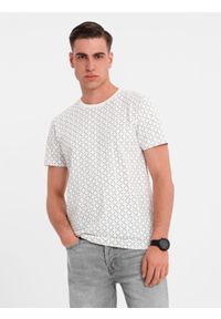 Ombre Clothing - Męska koszulka dzianinowa z nadrukiem full print – biała V3. Okazja: na co dzień. Kolor: biały. Materiał: dzianina. Długość rękawa: krótki rękaw. Długość: krótkie. Wzór: nadruk. Styl: klasyczny, casual
