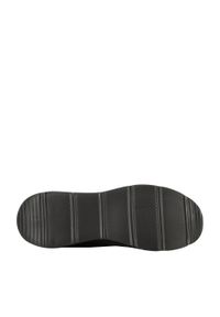 Wittchen - Męskie sneakersy na lekkiej podeszwie czarne. Okazja: na co dzień. Nosek buta: okrągły. Kolor: czarny. Materiał: nubuk, skóra. Wzór: jednolity #7