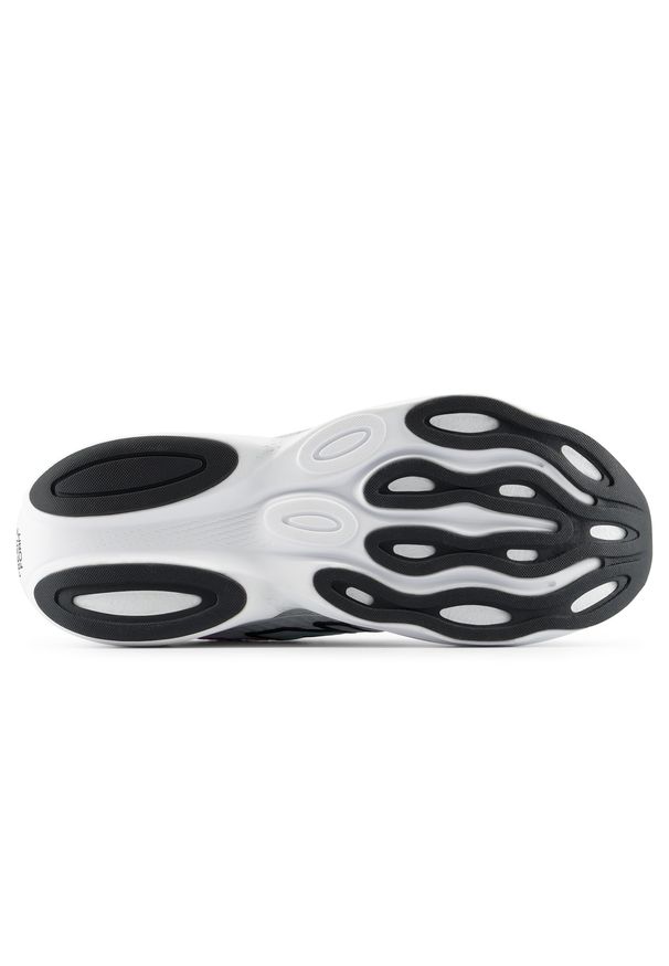 Buty damskie New Balance Fresh Foam Ellipse v1 WELPS7UG – białe. Okazja: na co dzień. Kolor: biały. Szerokość cholewki: normalna. Sport: fitness, bieganie