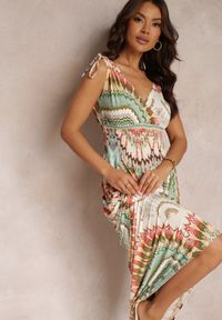 Renee - Zielona Sukienka z Wiskozy ze Wzorem Tie Dye z Gumką w Talii Brisea. Kolor: zielony. Materiał: wiskoza. Długość rękawa: bez rękawów. Sezon: wiosna, lato. Typ sukienki: kopertowe #2