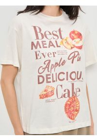 Sinsay - Bawełniana koszulka z nadrukiem - kremowy. Kolor: kremowy. Materiał: bawełna. Wzór: nadruk #1