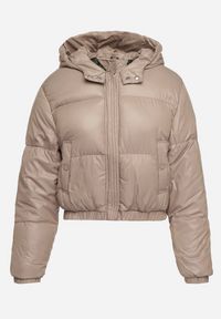 Born2be - Beżowa Kurtka Pikowana o Krótkim Fasonie z Kapturem Tinthella. Okazja: na spacer, na co dzień. Typ kołnierza: kaptur. Kolor: beżowy. Materiał: jeans. Długość: krótkie. Wzór: aplikacja. Styl: casual, elegancki #6