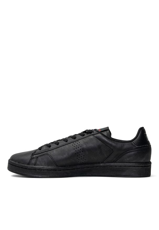 Sneakersy męskie czarne Lacoste Masters Classic 01212 SMA BLK/BLK. Kolor: czarny. Materiał: dzianina. Sezon: lato. Sport: bieganie