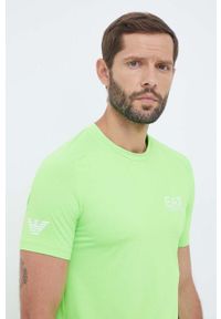 EA7 Emporio Armani t-shirt męski kolor zielony gładki. Kolor: zielony. Materiał: dzianina. Długość rękawa: krótki rękaw. Długość: krótkie. Wzór: gładki. Styl: sportowy, klasyczny #1