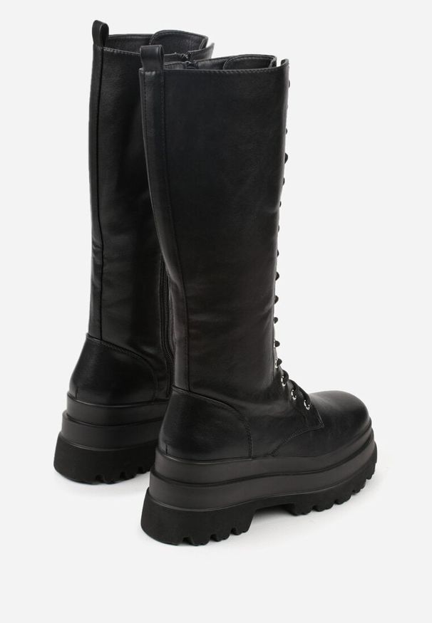 Born2be - Czarne Kozaki Typu Workery na Grubej Podeszwie ze Sznurowaniem Wiorissa. Okazja: na co dzień. Kolor: czarny. Styl: klasyczny, casual, elegancki