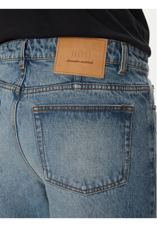 AMI PARIS - AMI Paris Jeansy HTR103.DE0046 Niebieski Tapered Fit. Kolor: niebieski