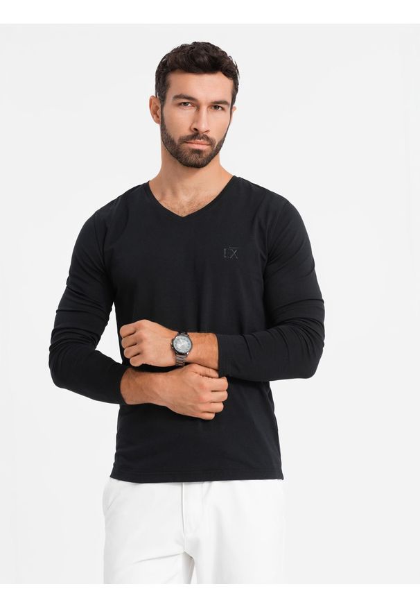 Ombre Clothing - Longsleeve męski V-neck SLIM FIT z elastanem i printem – czarny V1 OM-LSBC-0123 - XXL. Okazja: na co dzień. Typ kołnierza: dekolt w serek. Kolor: czarny. Materiał: elastan. Długość rękawa: długi rękaw. Wzór: nadruk. Styl: klasyczny, casual