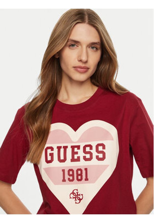 Guess T-Shirt V5RI01 I3Z14 Beżowy Regular Fit. Kolor: beżowy. Materiał: bawełna