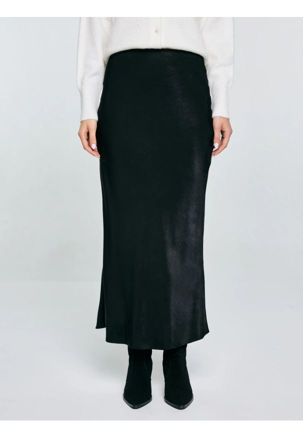 Big-Star - Spódnica damska midi satynowa czarna Eleni 906. Okazja: na co dzień. Kolor: czarny. Materiał: satyna. Styl: wizytowy, casual, elegancki