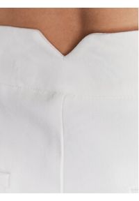 NAF NAF Spodnie materiałowe Erita XENP9 Écru Regular Fit. Materiał: bawełna