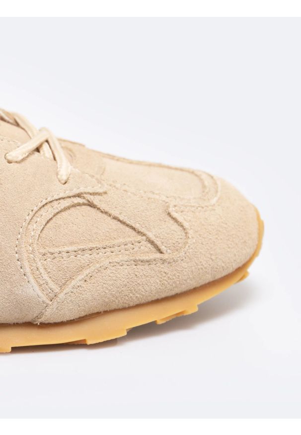 Big-Star - Sneakersy damskie ze skóry naturalnej zamszowej beżowe RR274819 801. Okazja: na co dzień. Kolor: beżowy. Materiał: zamsz, skóra