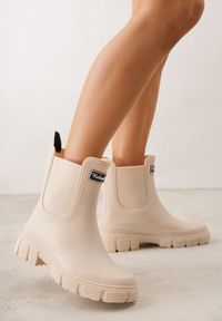 Renee - Beżowe Kalosze Typu Sztyblety z Antypoślizgową Podeszwą Volenne. Kolor: beżowy. Materiał: jeans. Styl: klasyczny #2