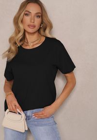 Renee - Czarny Klasyczny T-shirt Bawełniany o Casualowym Kroju Nattine. Okazja: na co dzień. Kolor: czarny. Materiał: bawełna. Wzór: gładki. Styl: klasyczny