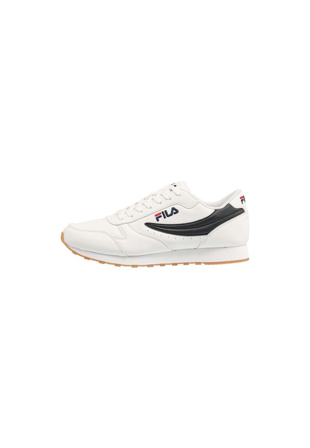 Sneakersy Fila Orbit Low. Kolor: biały. Materiał: skóra, syntetyk, materiał. Sport: turystyka piesza