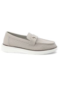 Mokasyny damskie Vinceza, cholewka ze skóry naturalnej licowej wsuwany fason typu loafers, szare, 93221. Okazja: na co dzień. Kolor: szary. Materiał: skóra. Szerokość cholewki: normalna. Wzór: aplikacja, ażurowy. Styl: elegancki, klasyczny, casual #2