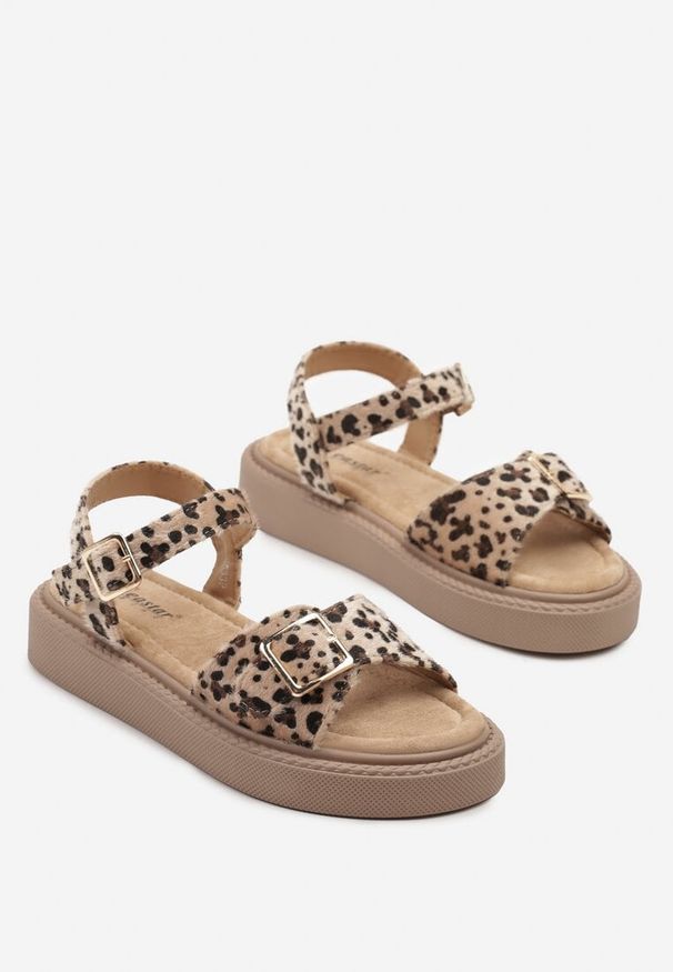 Born2be - Panterkowe Sandały na Platformie z Regulowanymi Paskami z Klamerkami Ulosiela. Okazja: na co dzień. Zapięcie: pasek. Materiał: jeans. Wzór: paski. Obcas: na platformie. Styl: klasyczny, elegancki, casual