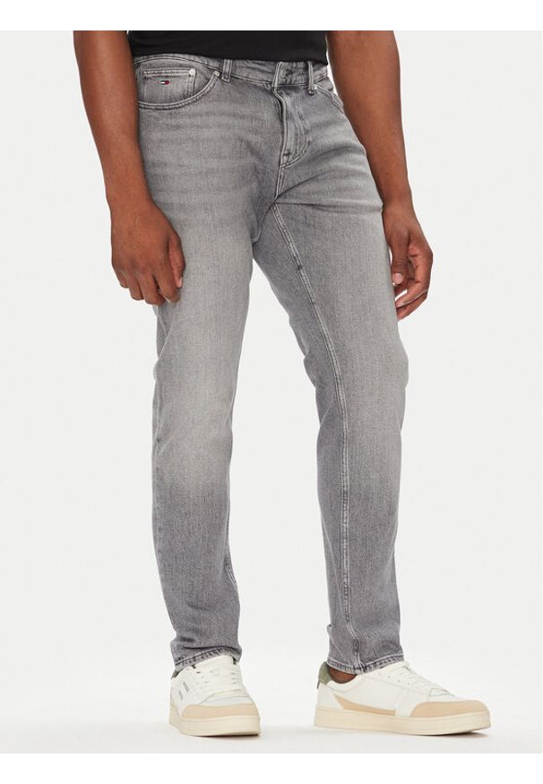 Tommy Jeans Jeansy Austin DM0DM21231 Szary Slim Fit. Kolor: szary