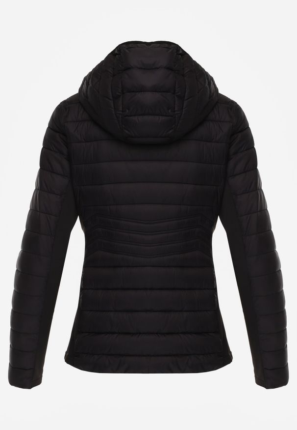 Born2be - Czarna Pikowana Kurtka Przejściowa z Kapturem i Elastycznymi Panelami Feziala. Okazja: na co dzień. Typ kołnierza: kaptur. Kolor: czarny. Materiał: nylon, jeans. Sezon: wiosna. Styl: sportowy, casual