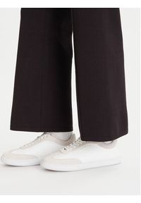 Calvin Klein Spodnie dzianinowe LV044D368G Czarny Wide Leg. Kolor: czarny. Materiał: syntetyk