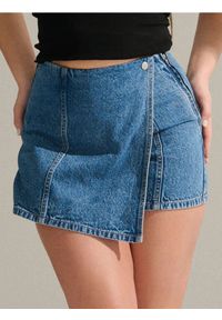 Sinsay - Jeansowe spódnico-spodenki - niebieski. Kolor: niebieski. Materiał: jeans