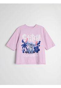 Sinsay - Bawełniana koszulka z nadrukiem Stitch - fioletowy. Kolor: fioletowy. Materiał: bawełna. Wzór: nadruk #1