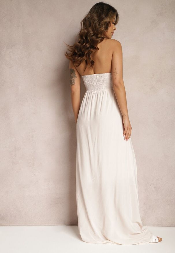 Renee - Jasnoróżowa Sukienka Hirlia. Kolor: różowy. Materiał: koronka, bawełna. Długość rękawa: bez rękawów. Wzór: koronka. Styl: boho. Długość: maxi