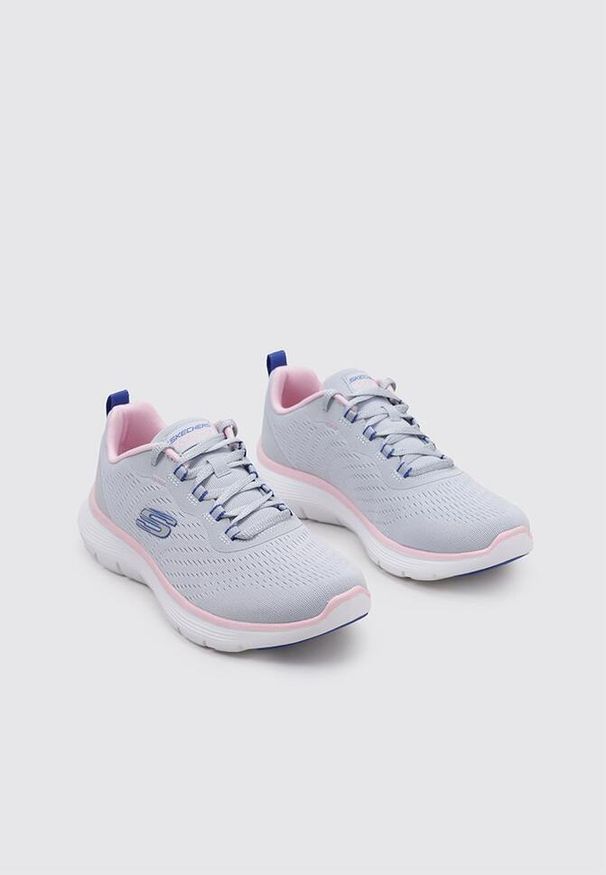 skechers - Buty do chodzenia damskie Skechers Flex Appeal 4.0. Kolor: niebieski. Materiał: materiał, syntetyk. Szerokość cholewki: normalna. Sport: turystyka piesza