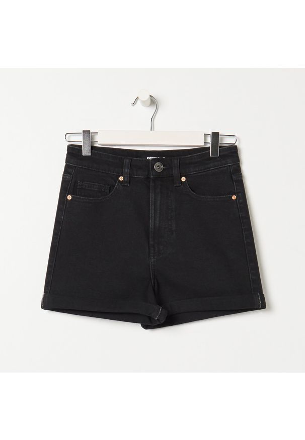 Sinsay - Szorty jeansowe - Czarny. Kolor: czarny. Materiał: jeans