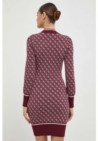 Guess sukienka kolor bordowy mini dopasowana. Kolor: czerwony. Materiał: dzianina. Długość rękawa: długi rękaw. Typ sukienki: dopasowane. Długość: mini #4