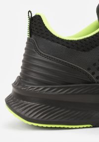 Born2be - Czarno-Zielone Buty Sportowe Sneakersy z Tłoczonym Wzorem Ashavera. Okazja: na spacer, na co dzień. Kolor: czarny. Materiał: jeans. Sport: fitness, turystyka piesza #5