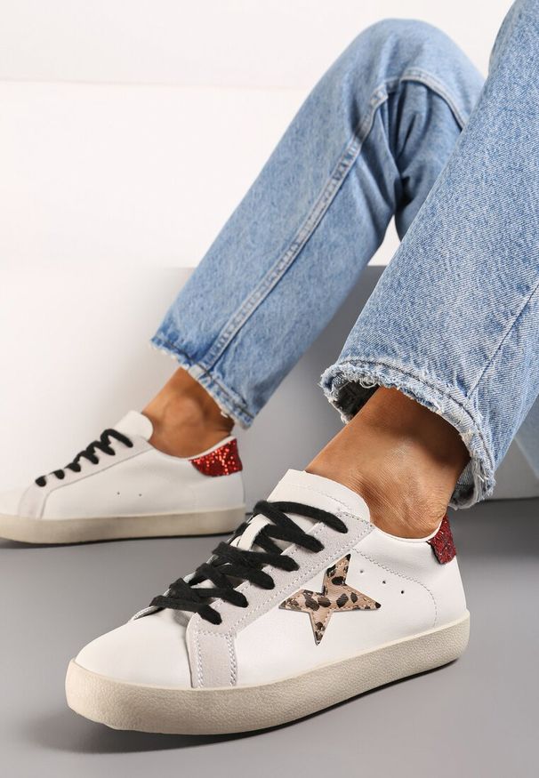 Born2be - Beżowe Sznurowane Sneakersy Ozdobione Gwiazdką i Brokatem Parietta. Kolor: beżowy. Wzór: aplikacja
