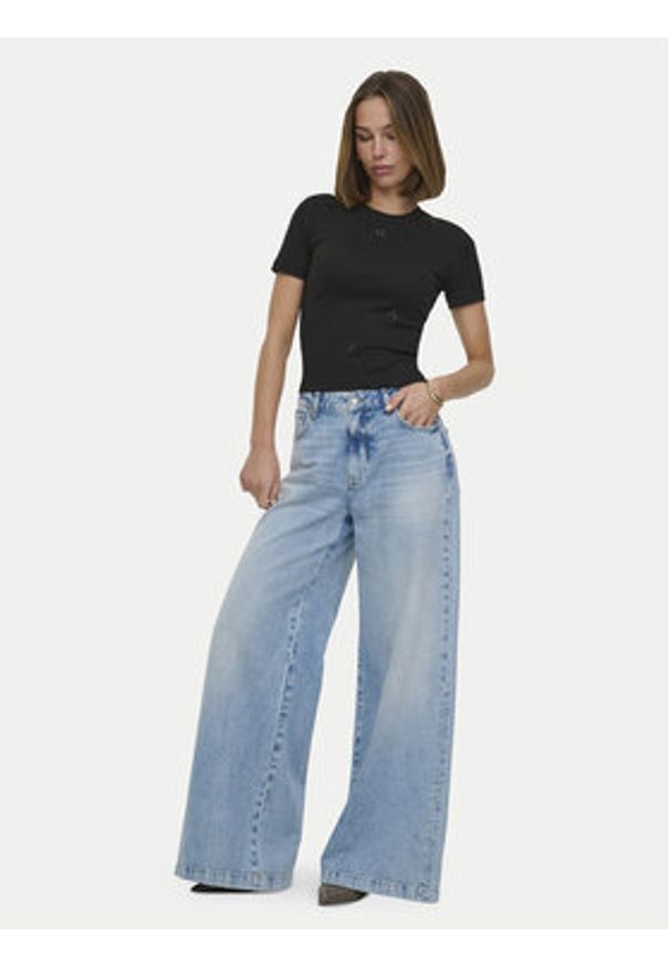 only - ONLY T-Shirt Femke 15369336 Czarny Slim Fit. Kolor: czarny. Materiał: bawełna