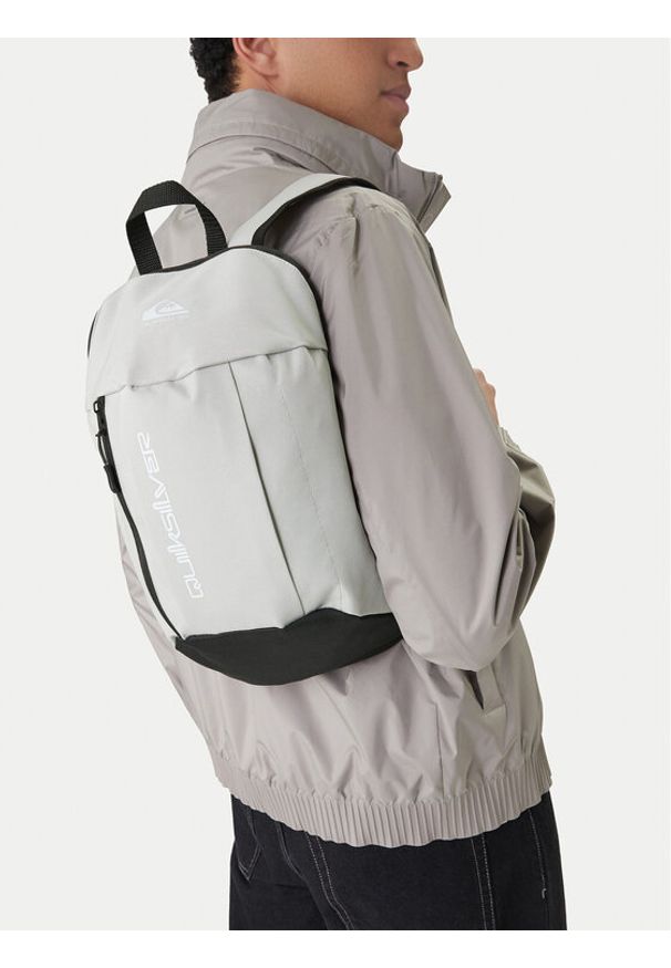 Quiksilver Plecak CEOWB-QUIC-XS-001-09 Szary. Kolor: szary. Materiał: materiał