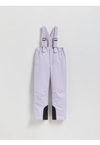 Reserved - Ocieplane spodnie na szelkach - lawendowy. Kolor: fioletowy. Materiał: tkanina #1