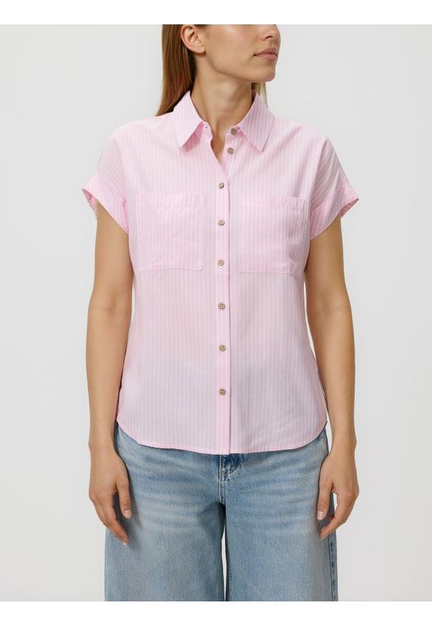 Reserved - Koszula z krótkim rękawem - różowy. Kolor: różowy. Materiał: wiskoza. Długość rękawa: krótki rękaw. Długość: krótkie