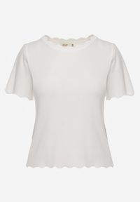 Renee - Biała Dzianinowa Bluzka z Nieregularnymi Krawędziami Datria. Kolor: biały. Materiał: dzianina #2