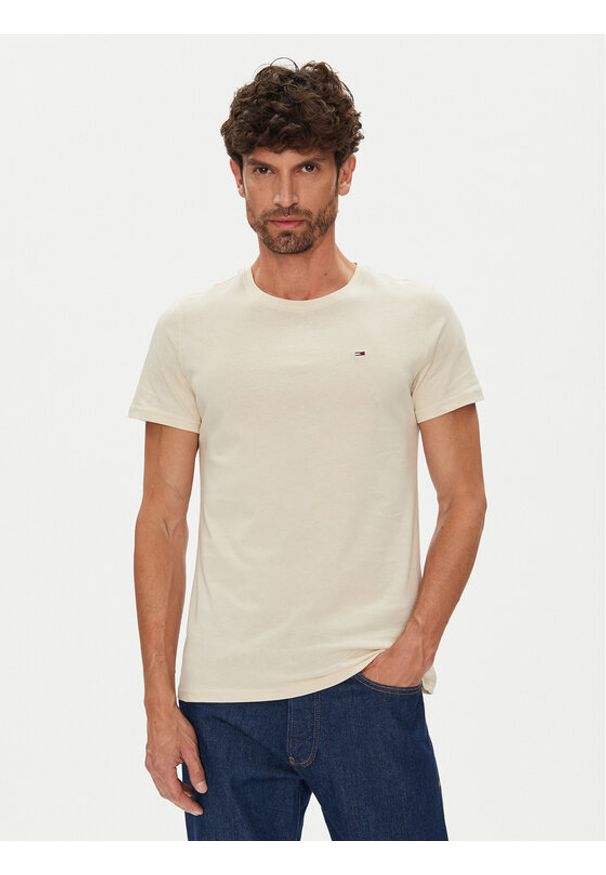 Tommy Jeans T-Shirt DM0DM04411 Beżowy Slim Fit. Kolor: beżowy. Materiał: bawełna